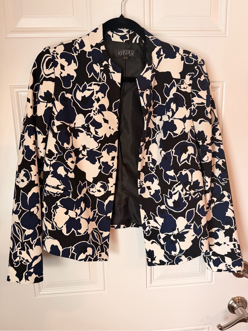 Kasper Navy and White Floral-Print Open Blazer